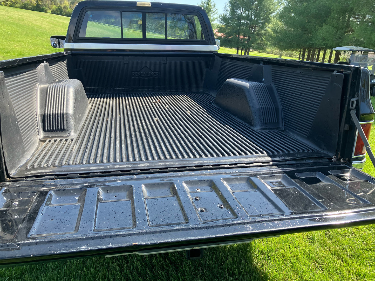 1987 Chevrolet Silverado 4x4 2 Owner 70k Mile