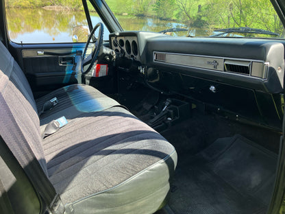 1987 Chevrolet Silverado 4x4 2 Owner 70k Mile