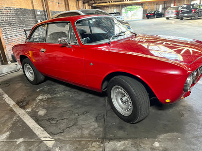 1973 Alfa Romeo GTV 2000