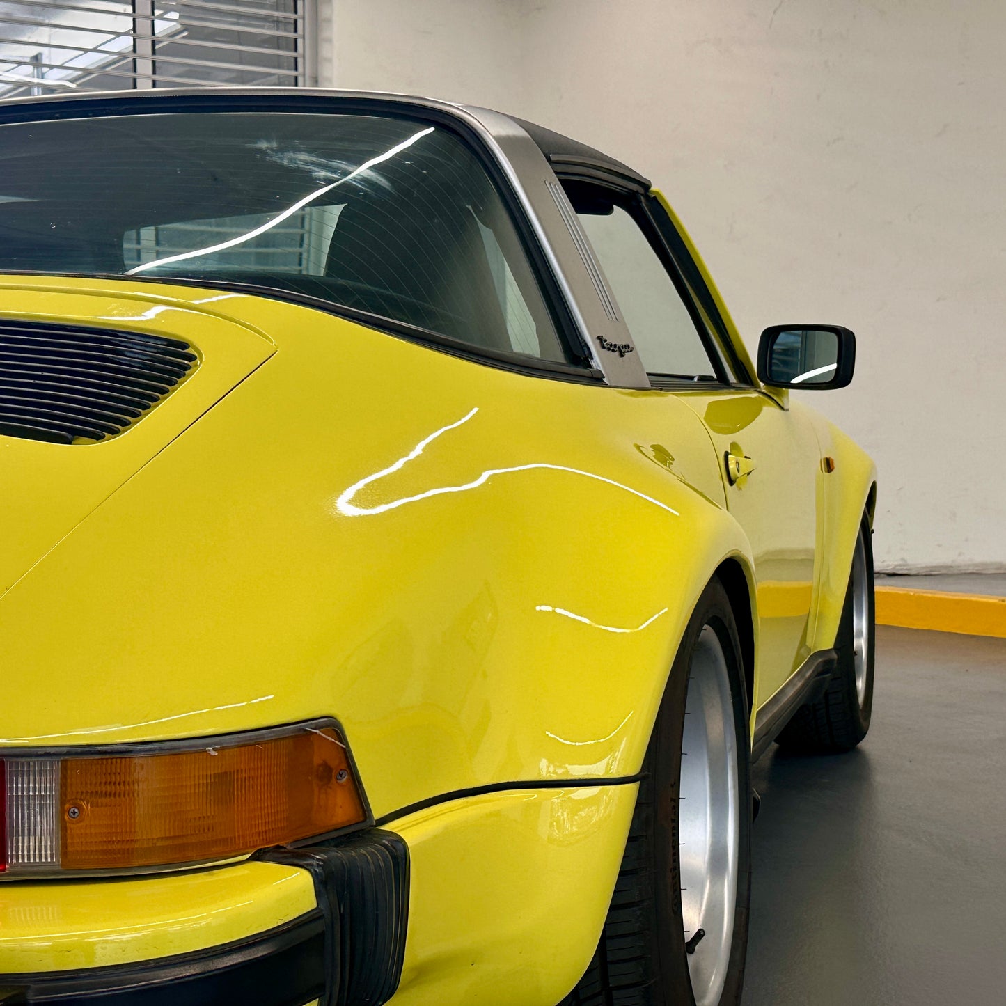 1975 Porsche 911 Targa Widebody