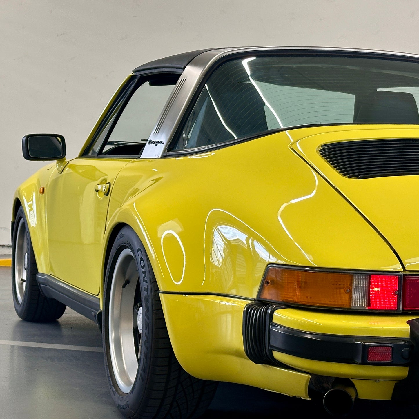 1975 Porsche 911 Targa Widebody