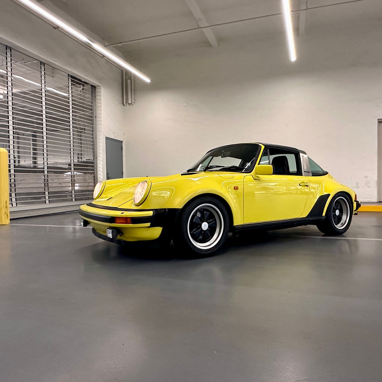 1975 Porsche 911 Targa Widebody