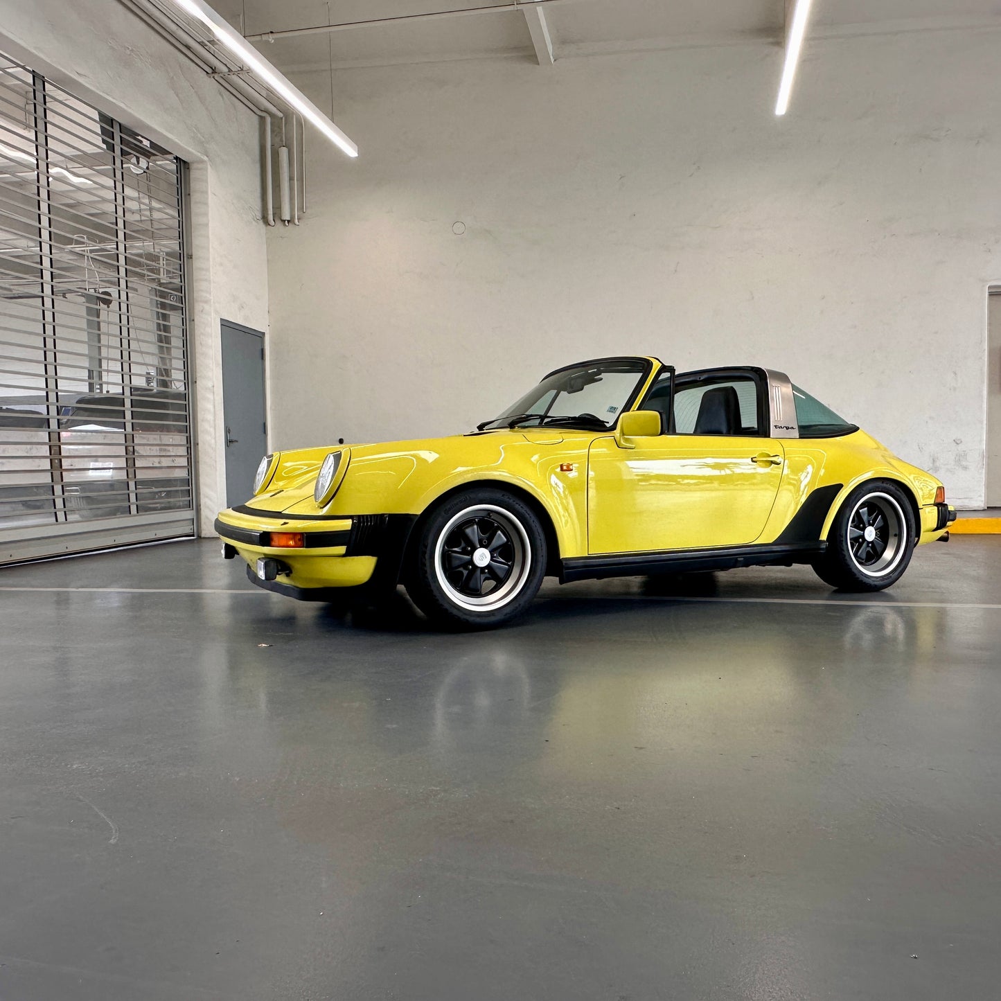 1975 Porsche 911 Targa Widebody