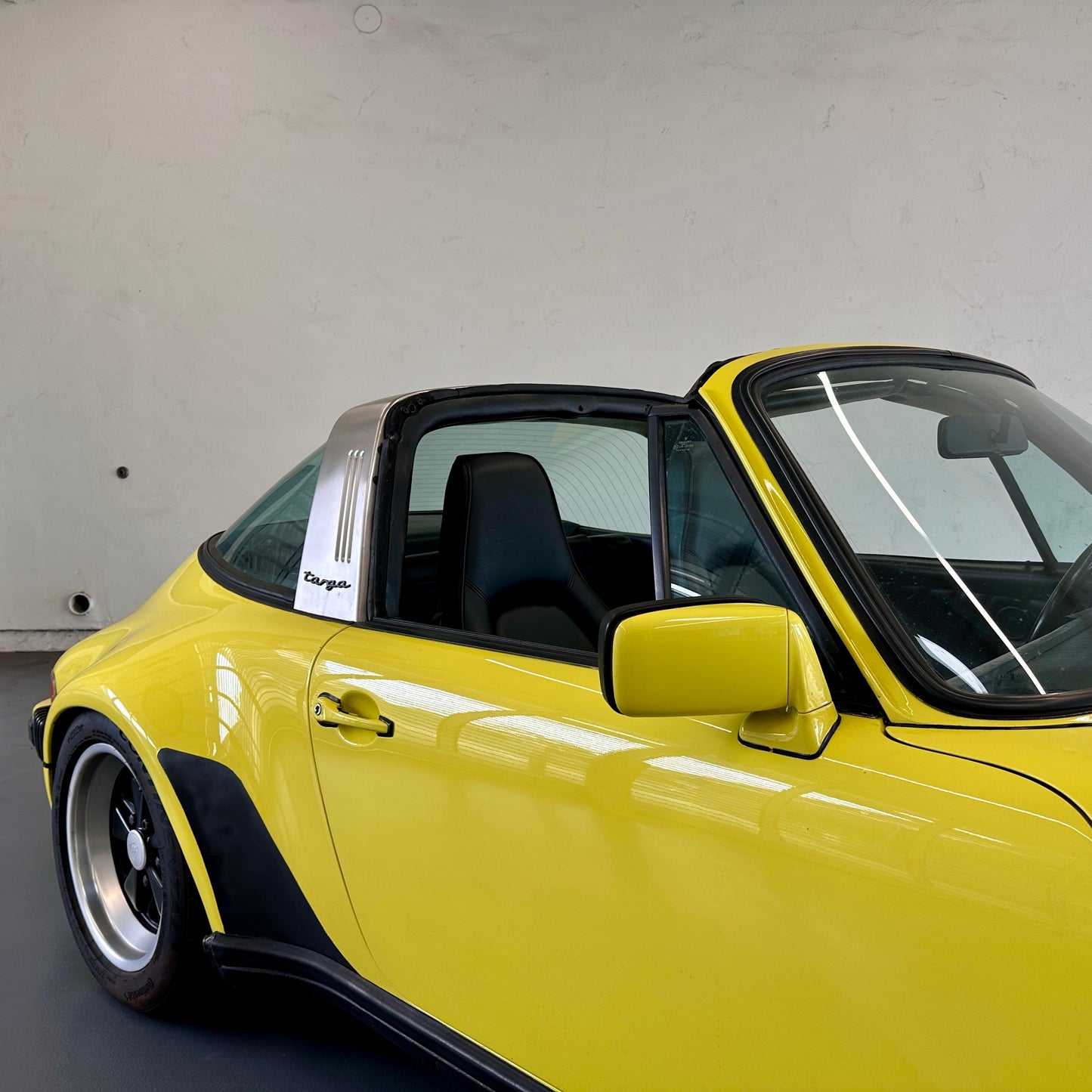 1975 Porsche 911 Targa Widebody