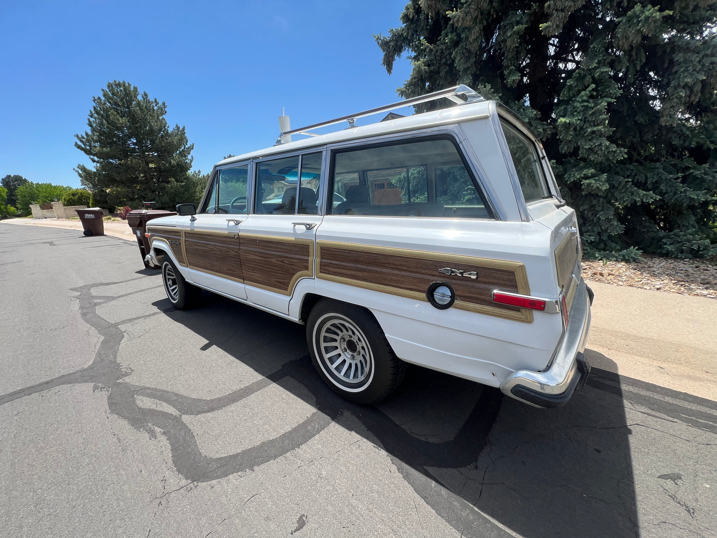 1990 Jeep Grand Wagoneer 85k Miles