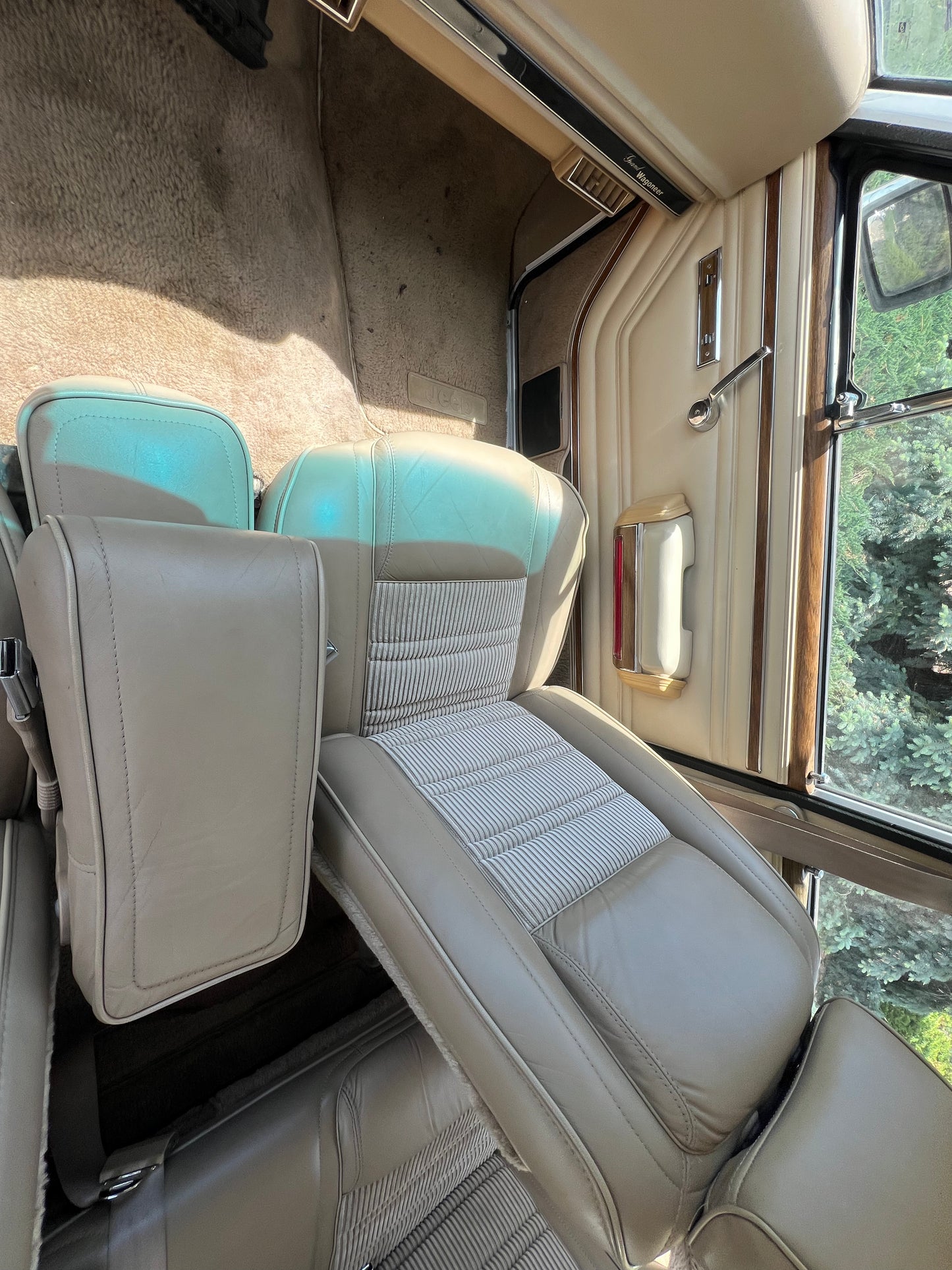 1990 Jeep Grand Wagoneer 85k Miles