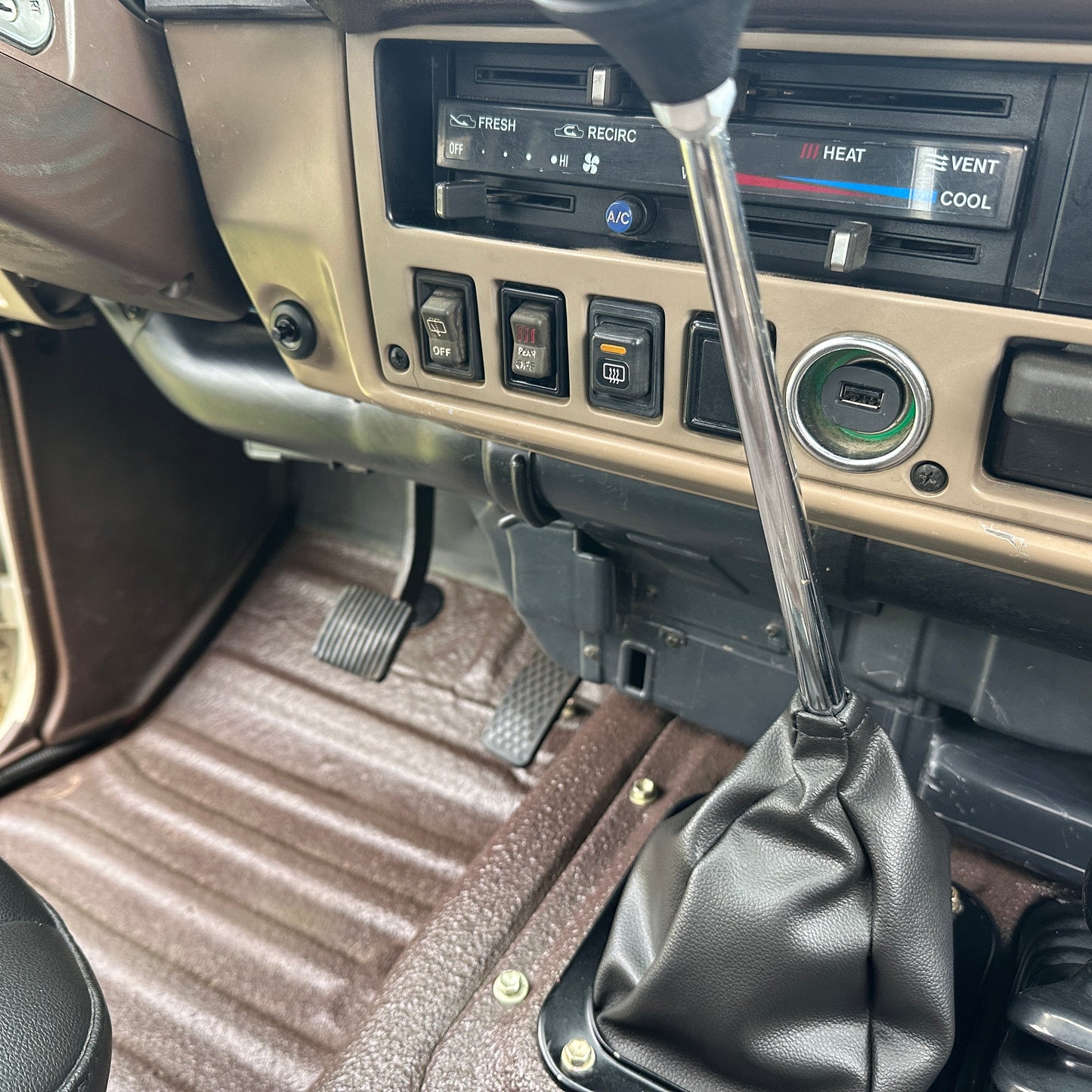 1984 Toyota Land Cruiser FJ60 LS Swap