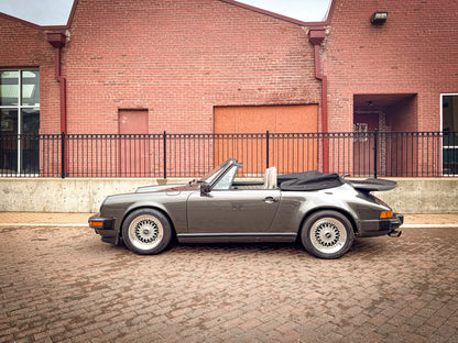 1989 Porsche 911 Carrera Cabriolet