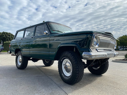 1969 Jeep Wagoneer