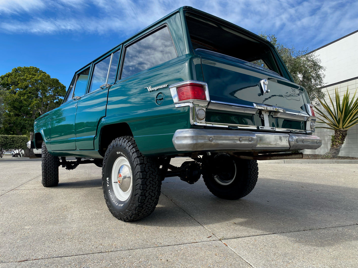 1969 Jeep Wagoneer