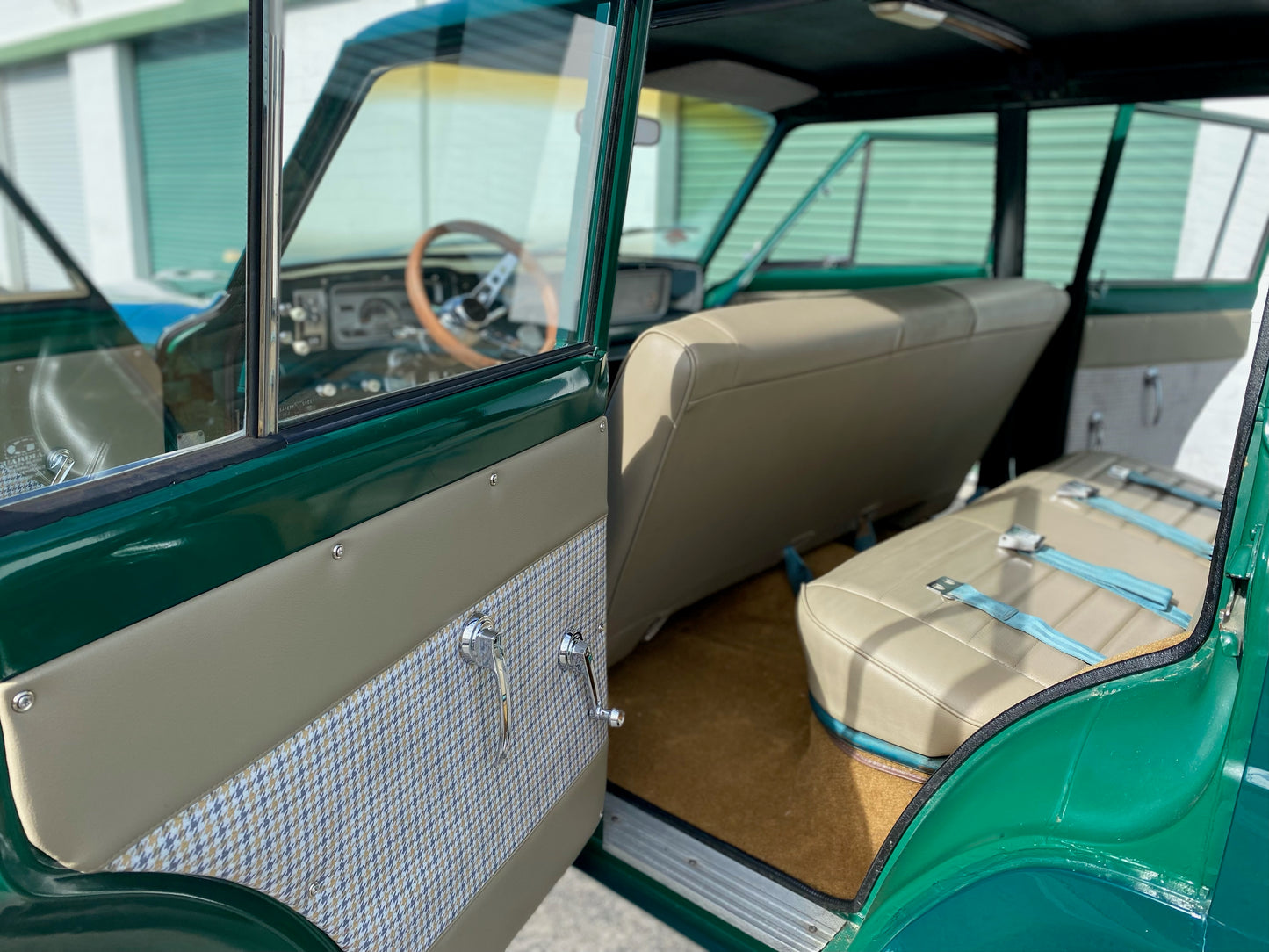 1969 Jeep Wagoneer