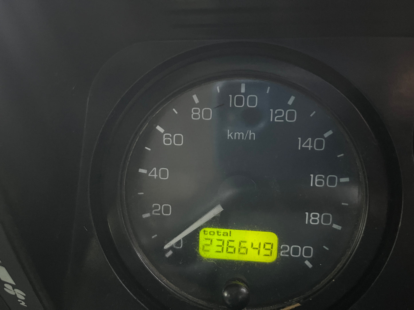 1999 Land Rover Defender 110 TD5 RHD