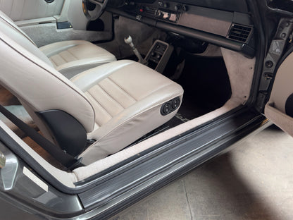 1989 Porsche 911 Carrera Cabriolet