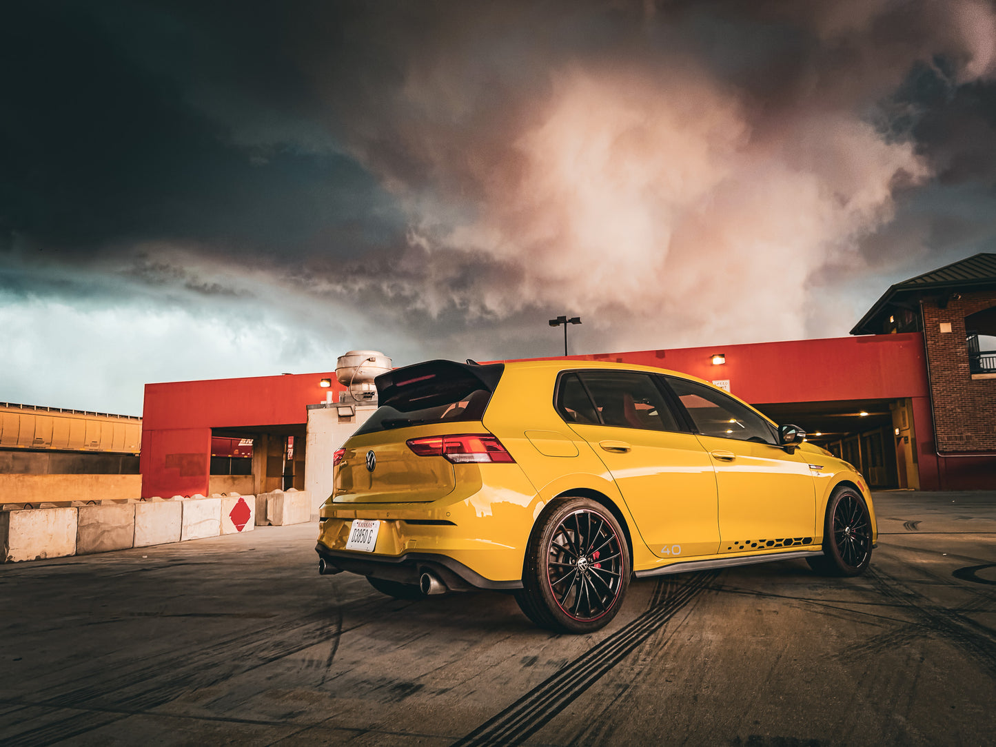 2023 Volkswagen Golf GTi 40th Anniversary