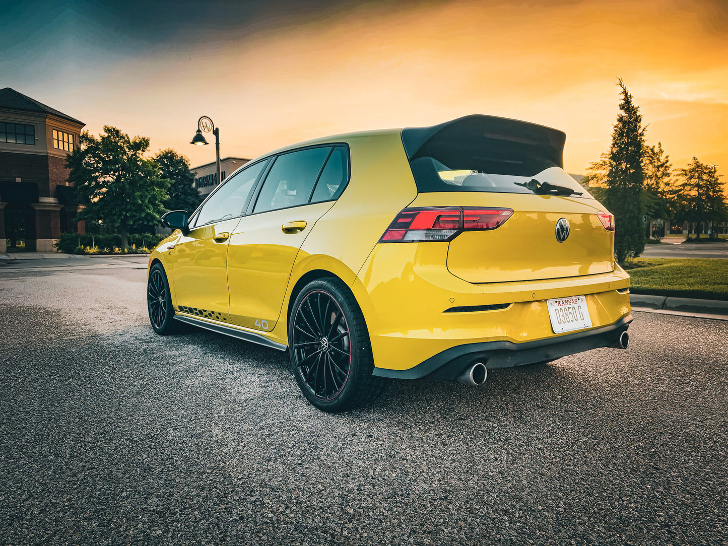 2023 Volkswagen Golf GTi 40th Anniversary