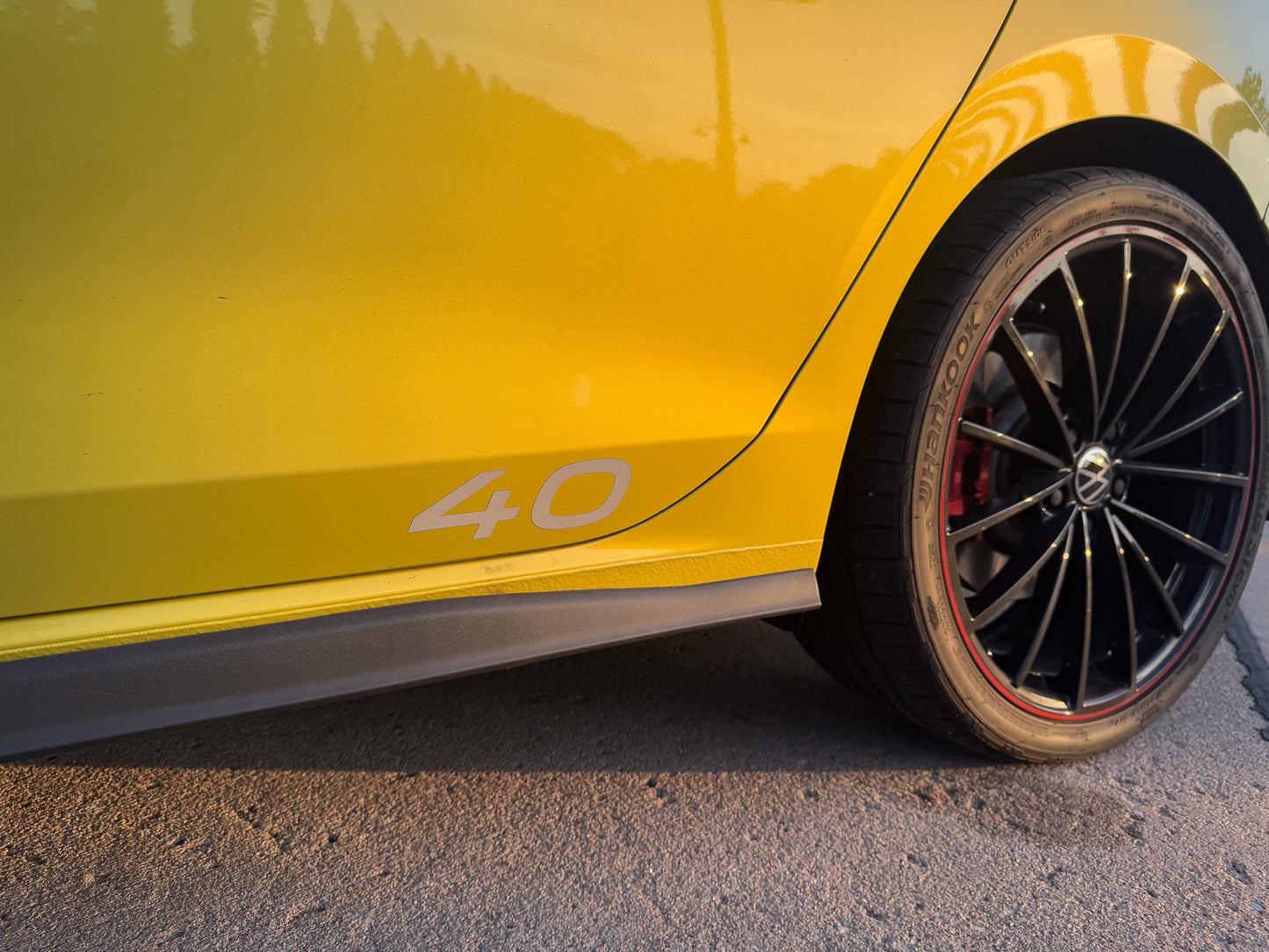 2023 Volkswagen Golf GTi 40th Anniversary