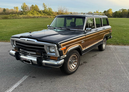 1986 Jeep  Grand Wagoneer