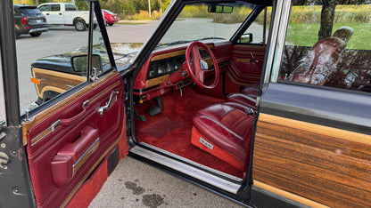 1986 Jeep  Grand Wagoneer