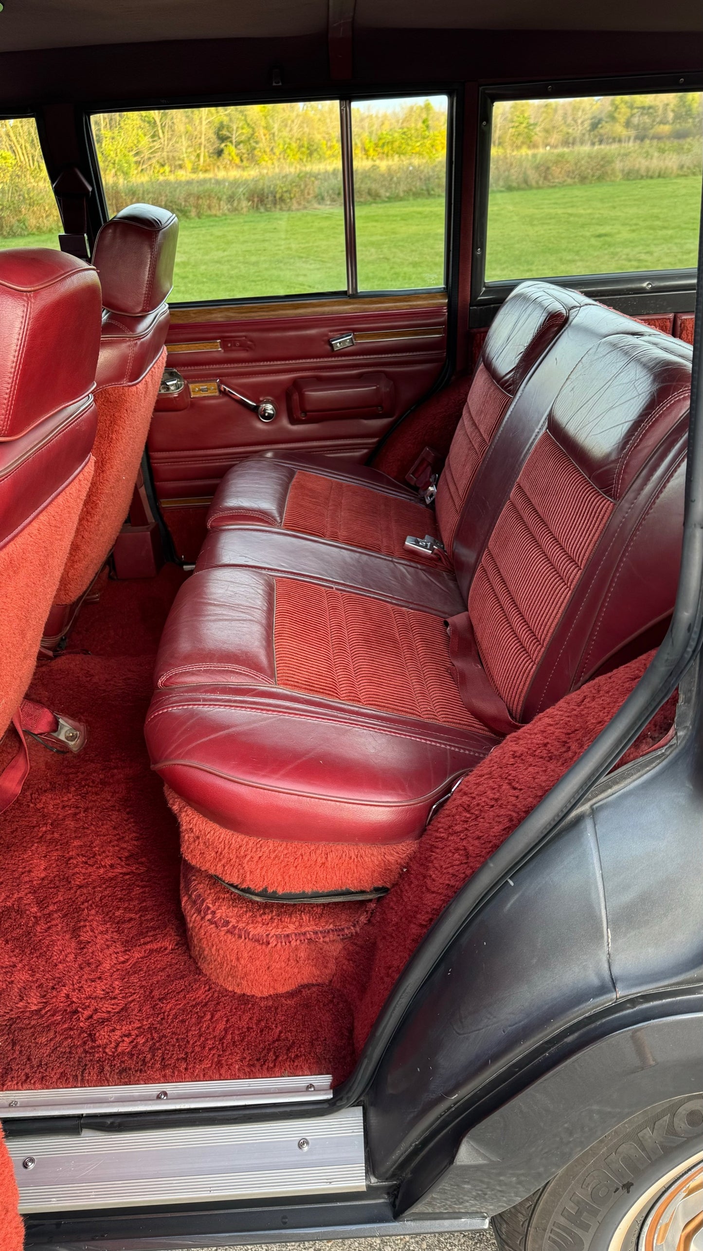 1986 Jeep  Grand Wagoneer