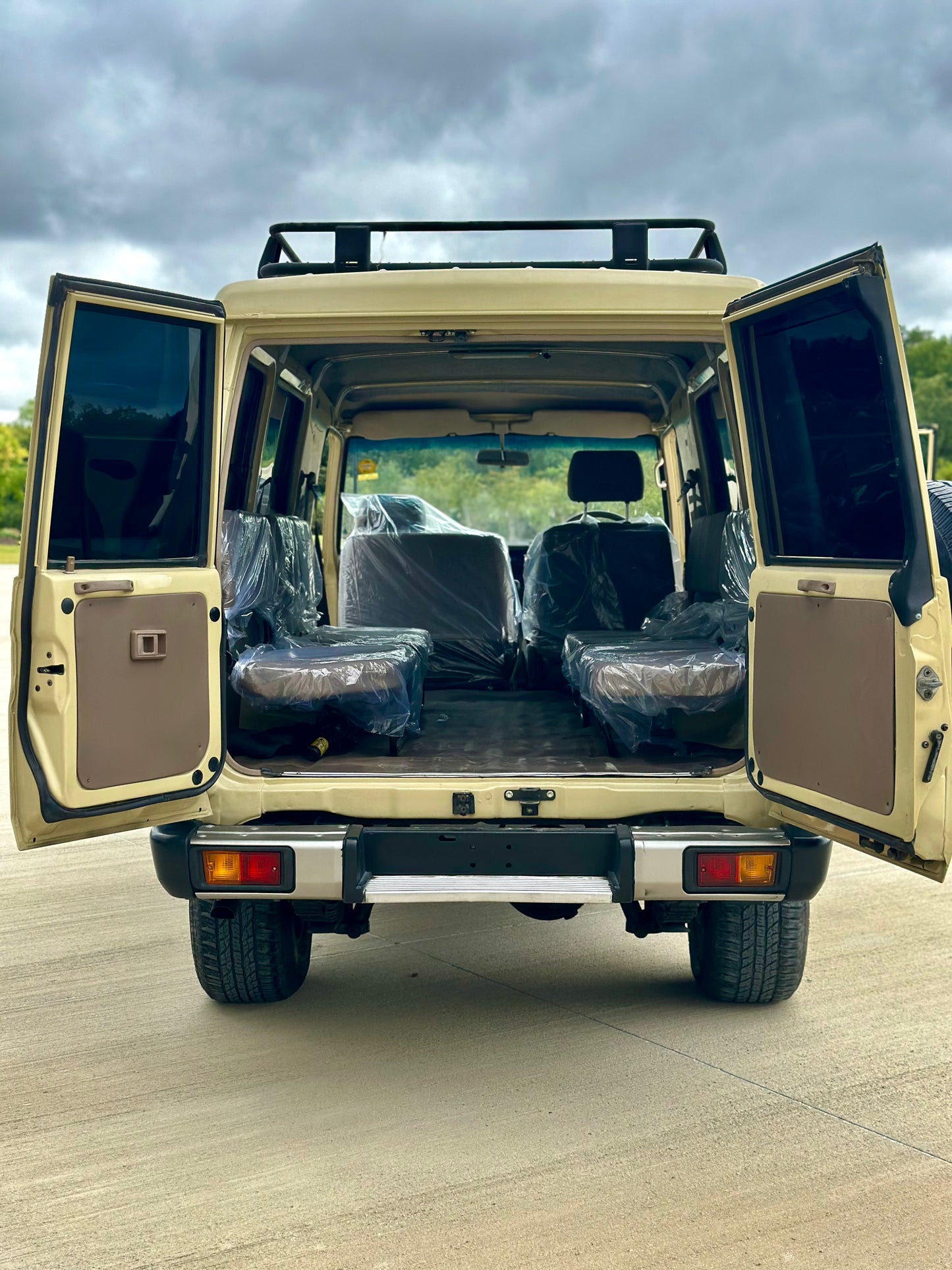 1997 Toyota Land Cruiser Troopy Restored