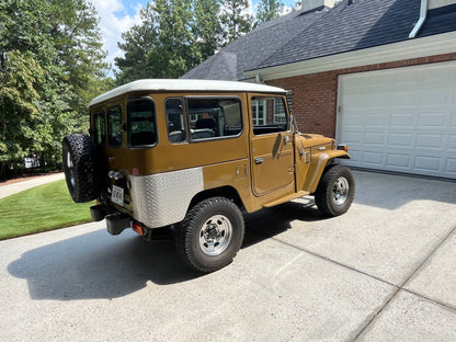 1983 Toyota Land Cruiser FJ40 1 of 300
