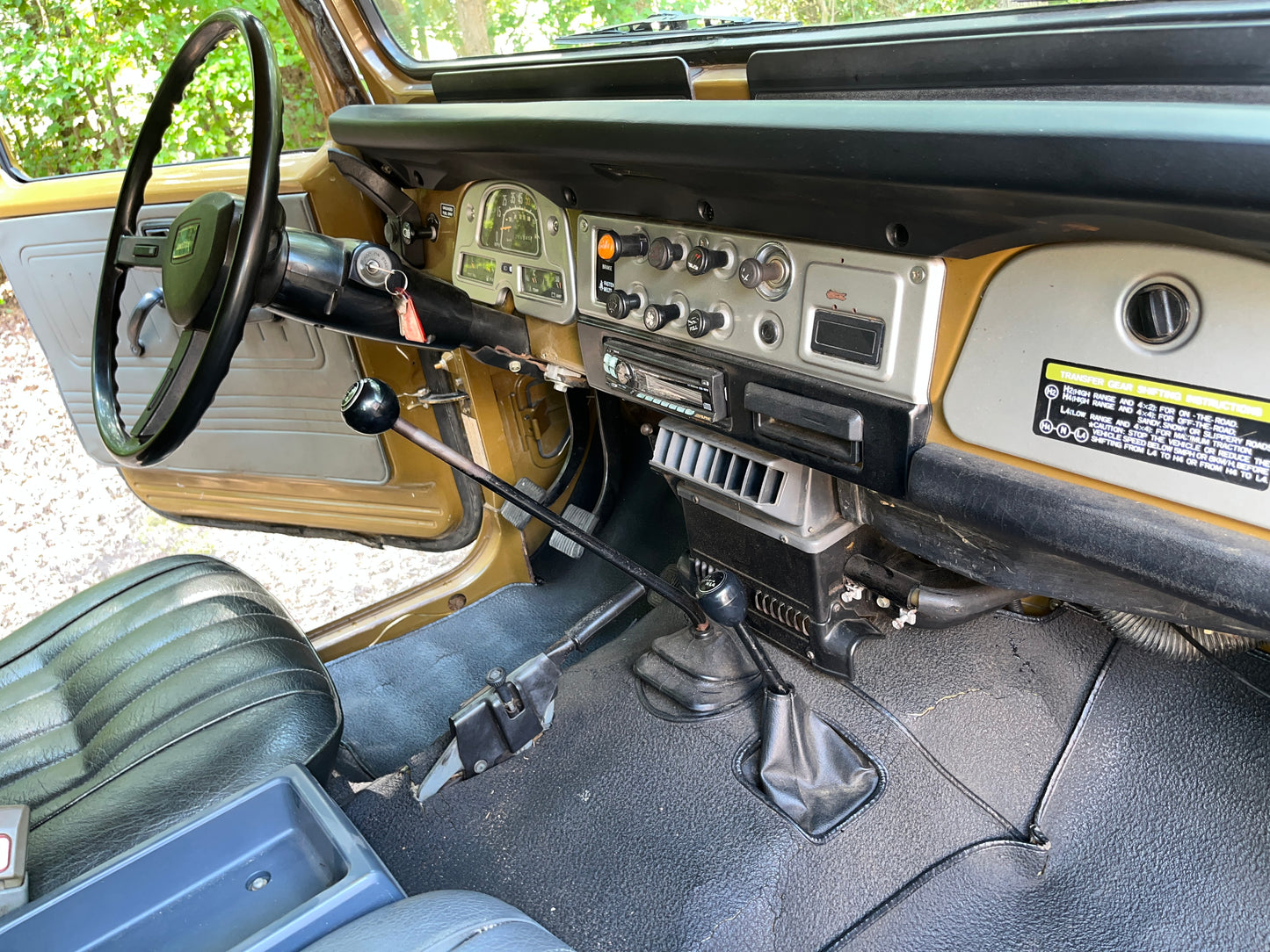 1983 Toyota Land Cruiser FJ40 1 of 300
