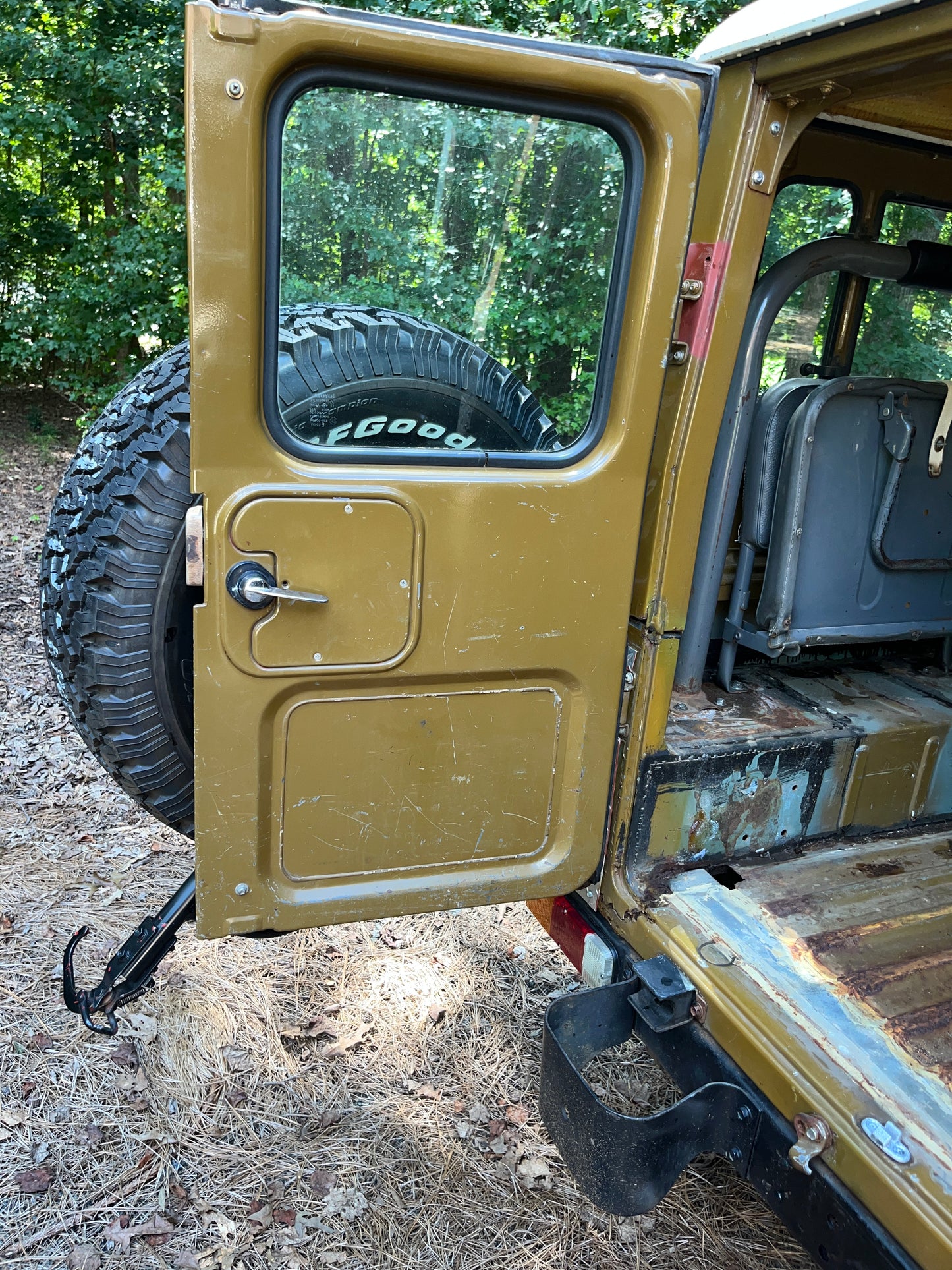 1983 Toyota Land Cruiser FJ40 1 of 300