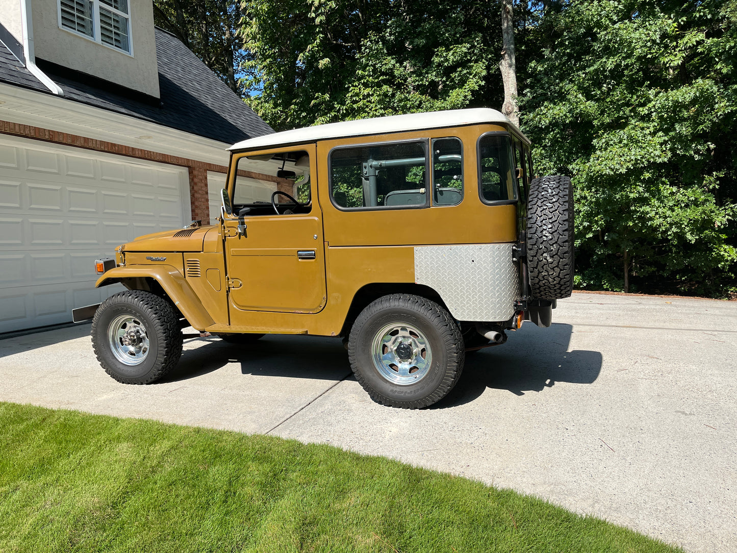 1983 Toyota Land Cruiser FJ40 1 of 300