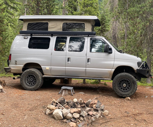 2006 FORD E-350 4x4 by Sportsmobile