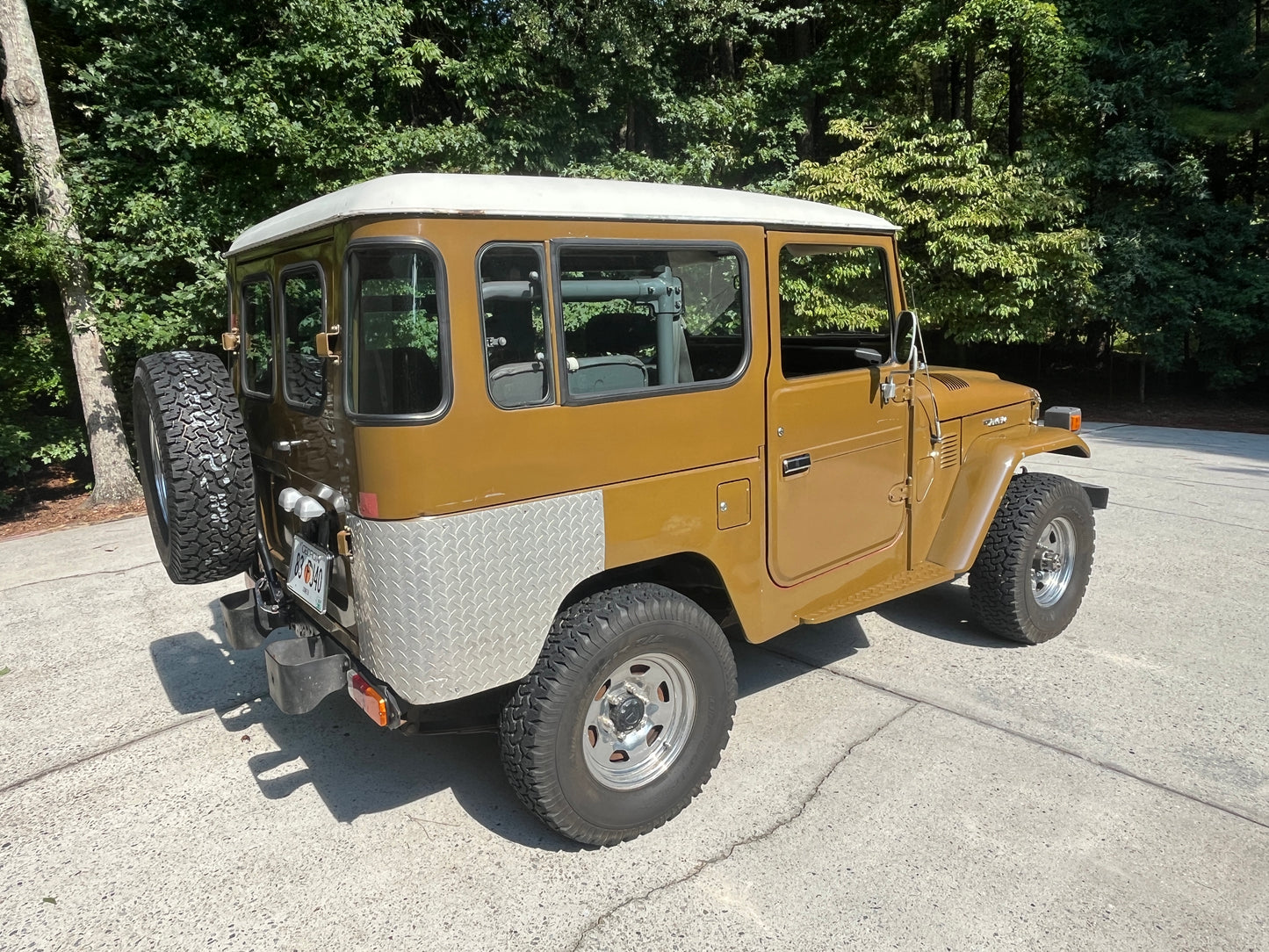 1983 Toyota Land Cruiser FJ40 1 of 300