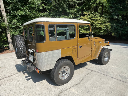 1983 Toyota Land Cruiser FJ40 1 of 300
