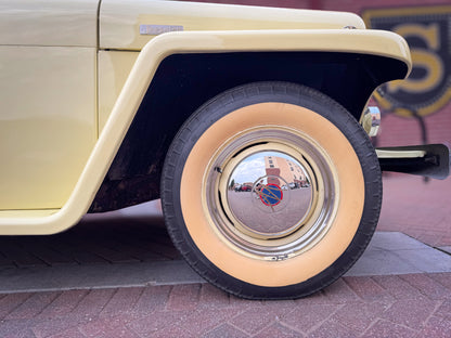 1950 Willys Jeepster V6