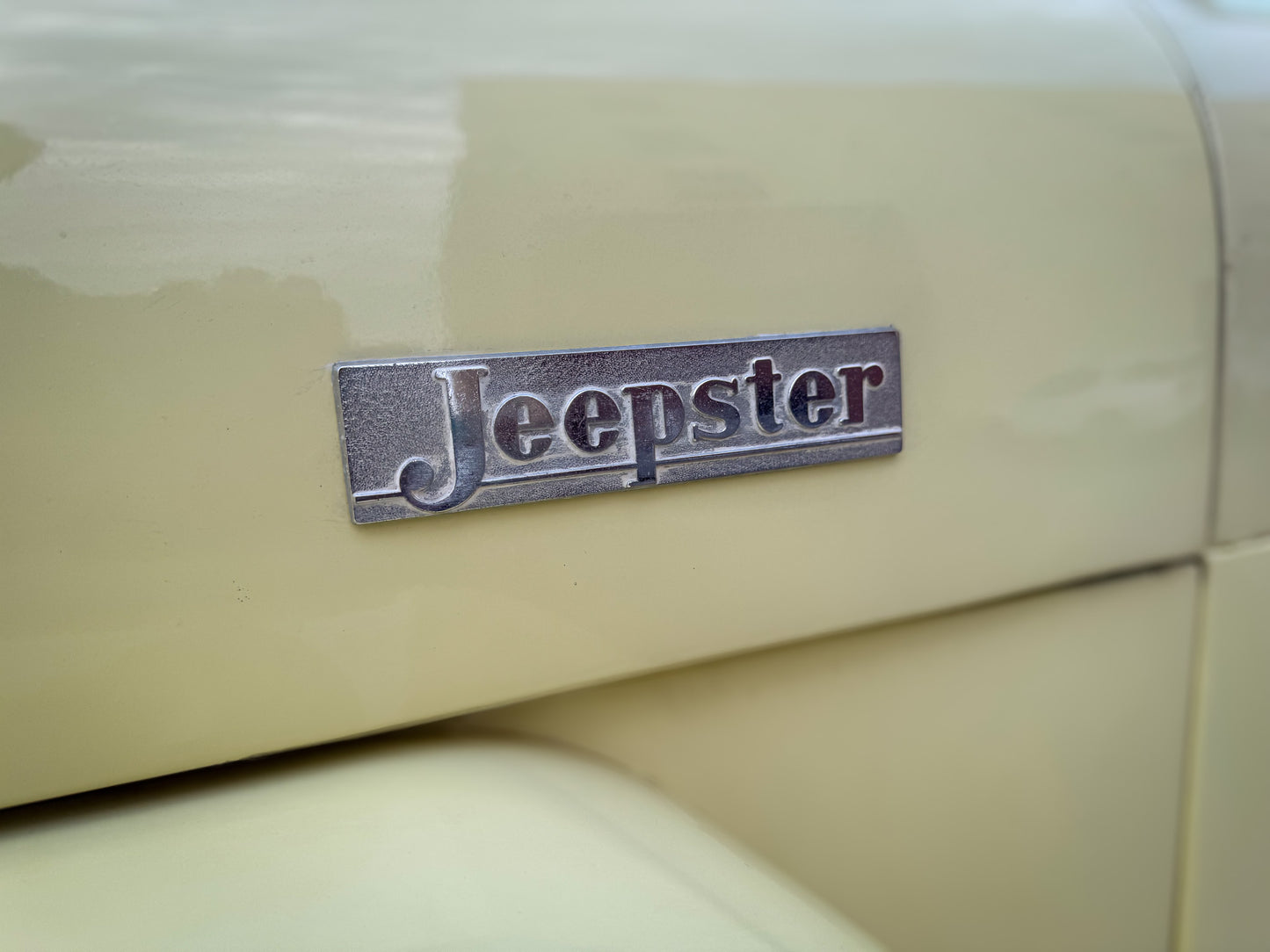 1950 Willys Jeepster V6