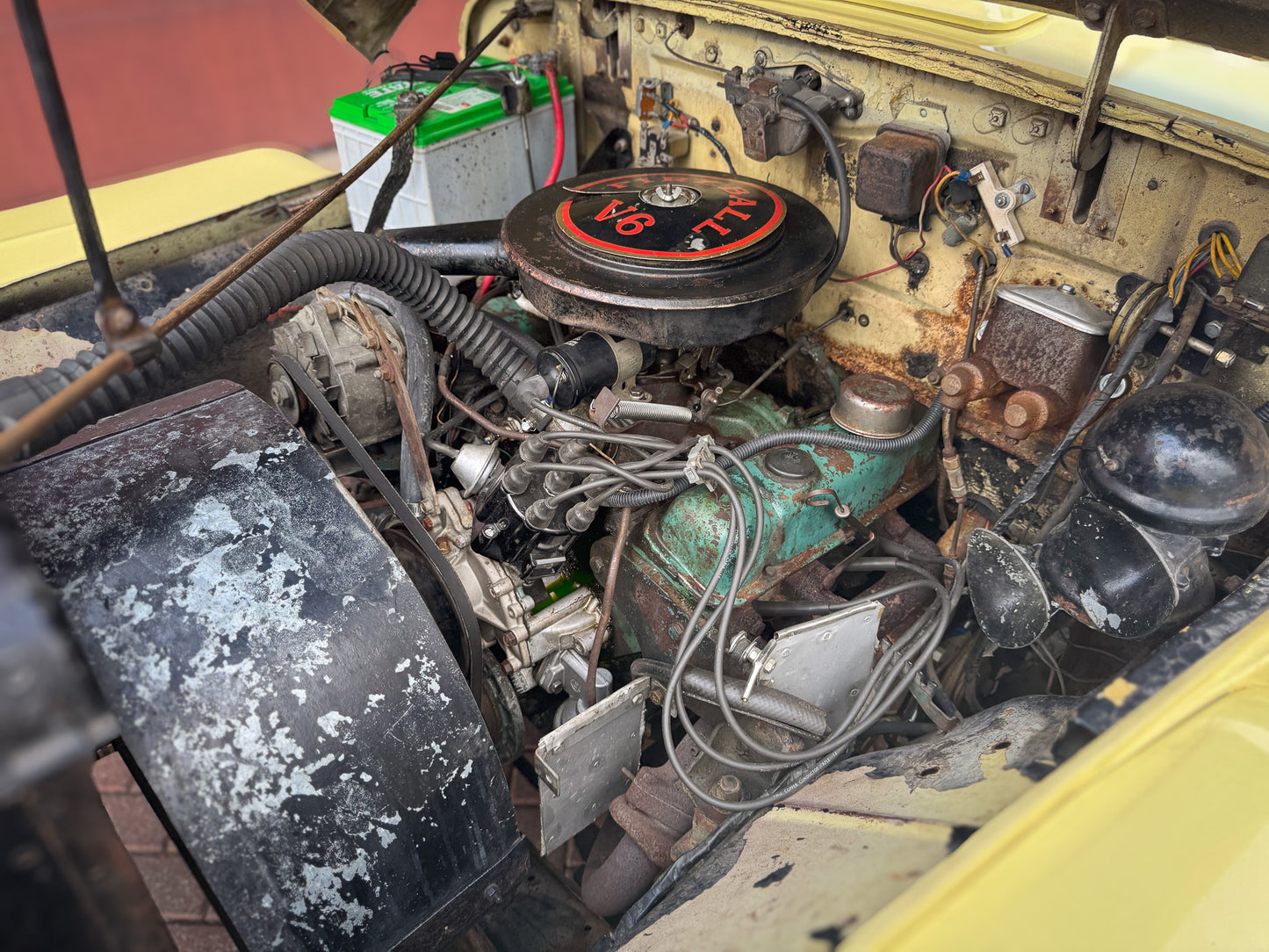 1950 Willys Jeepster V6