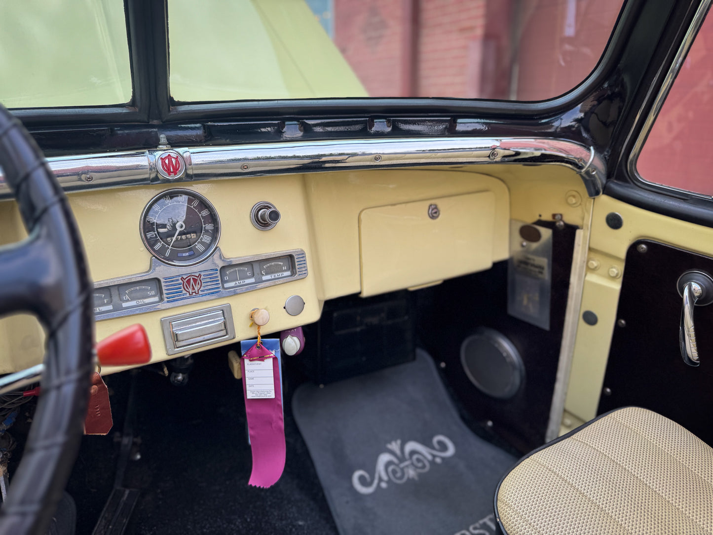 1950 Willys Jeepster V6