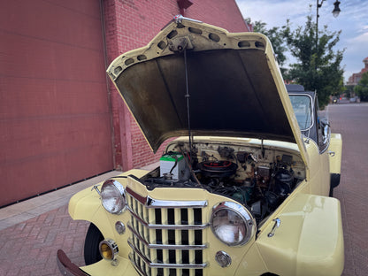 1950 Willys Jeepster V6