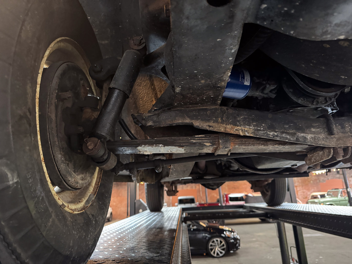 1950 Willys Jeepster V6