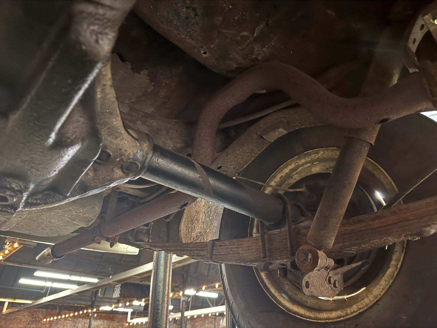 1950 Willys Jeepster V6