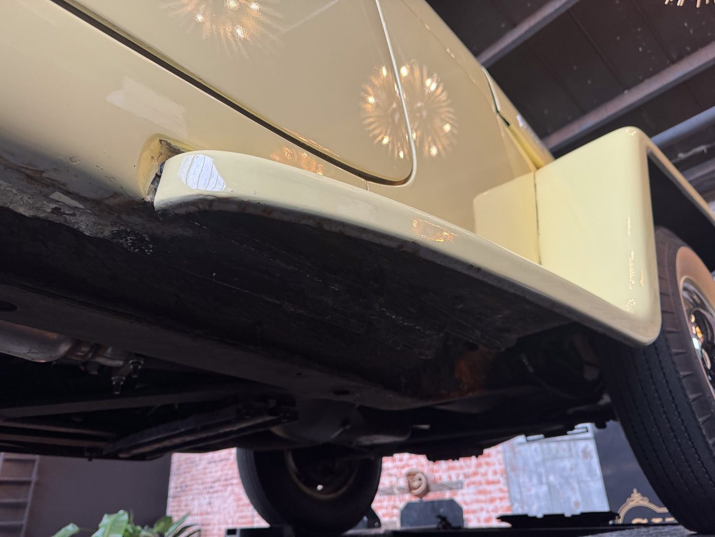 1950 Willys Jeepster V6