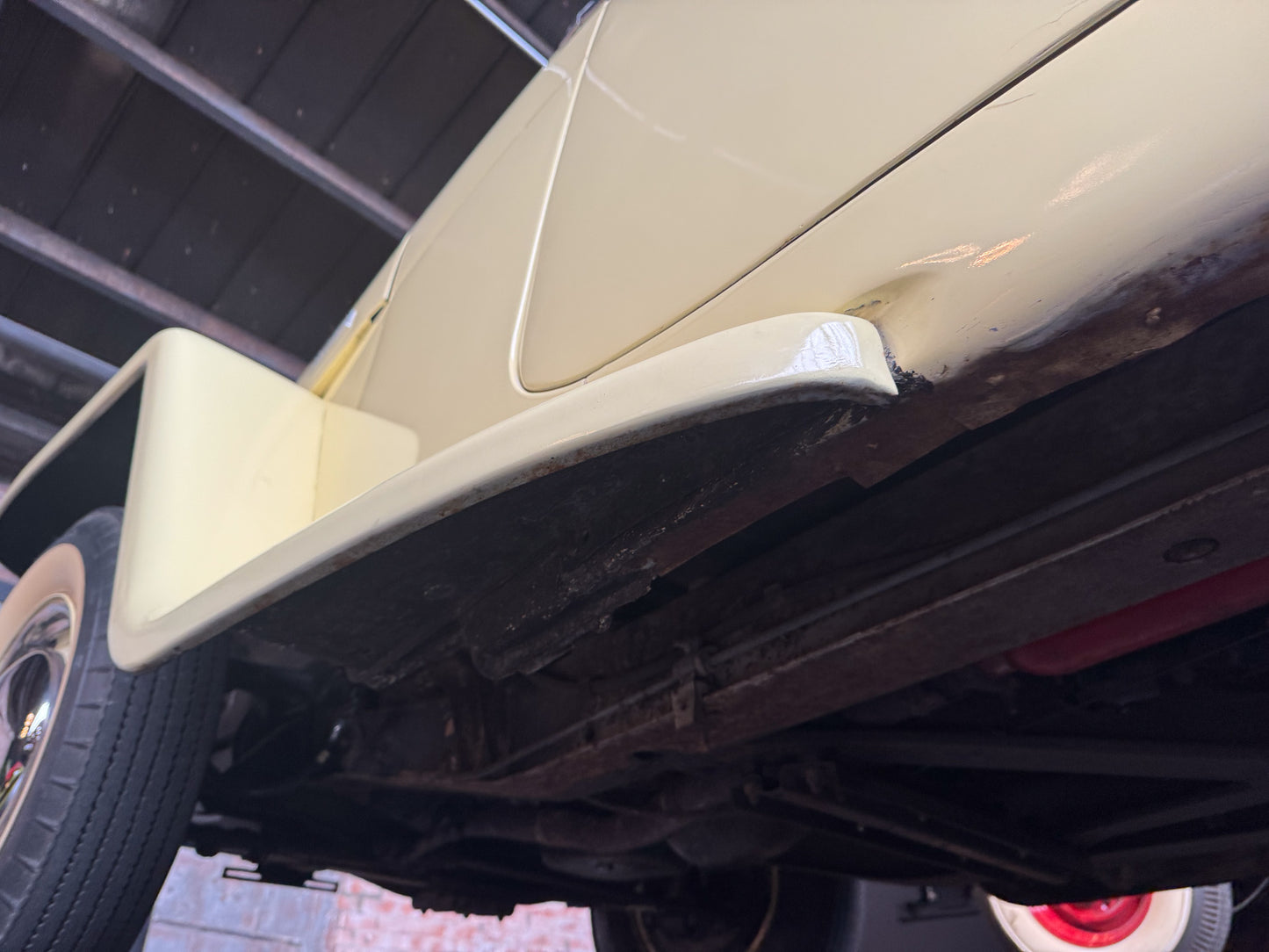 1950 Willys Jeepster V6