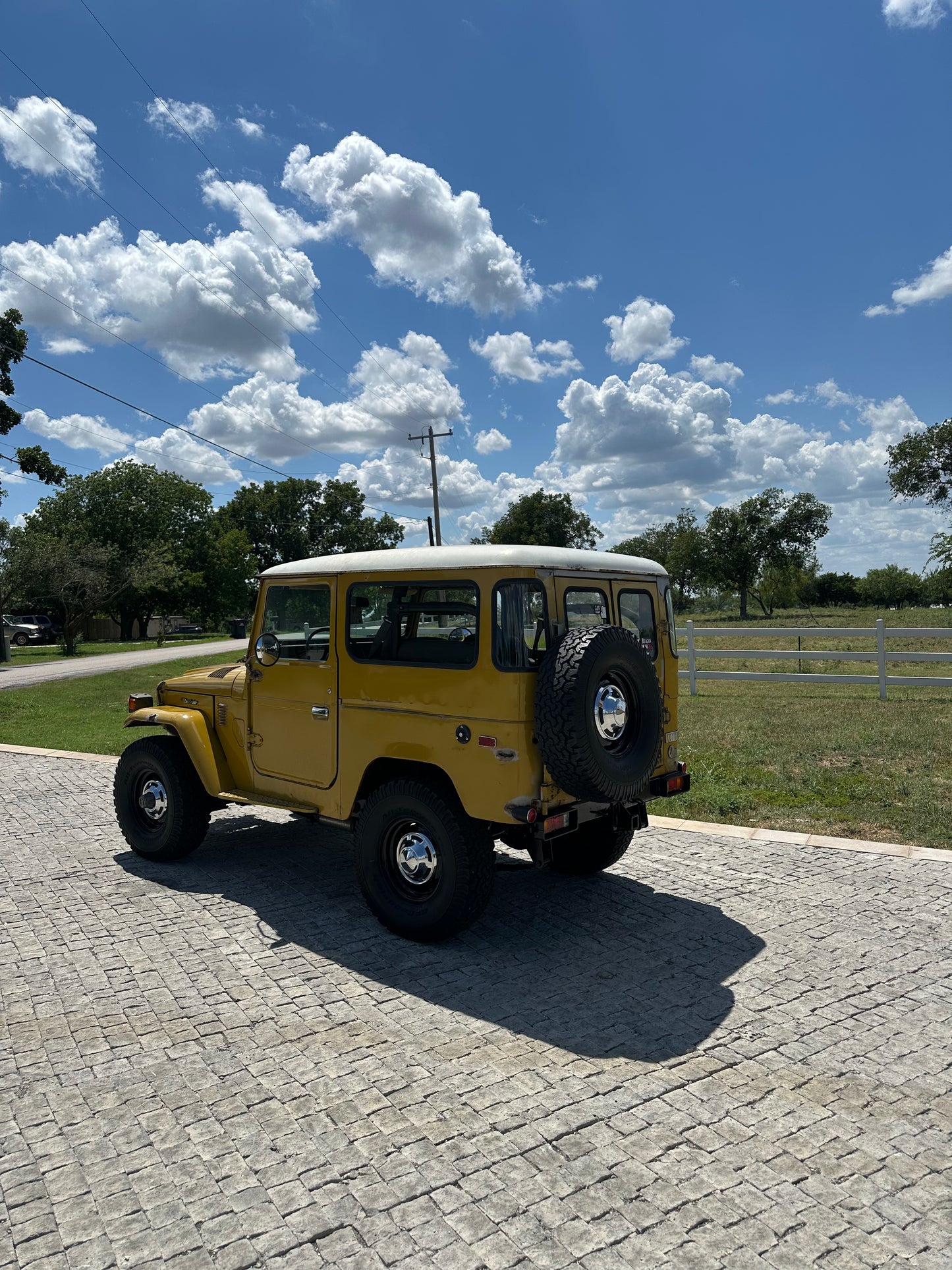 1976 Toyota FJ40 Land Cruiser