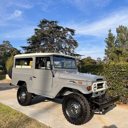 1970 Toyota FJ43 Land Cruiser