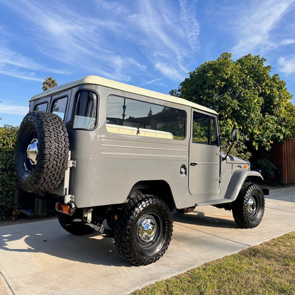 1970 Toyota FJ43 Land Cruiser