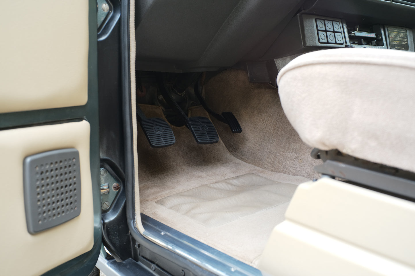 1989 Land Rover Range Rover 2 Door Restored