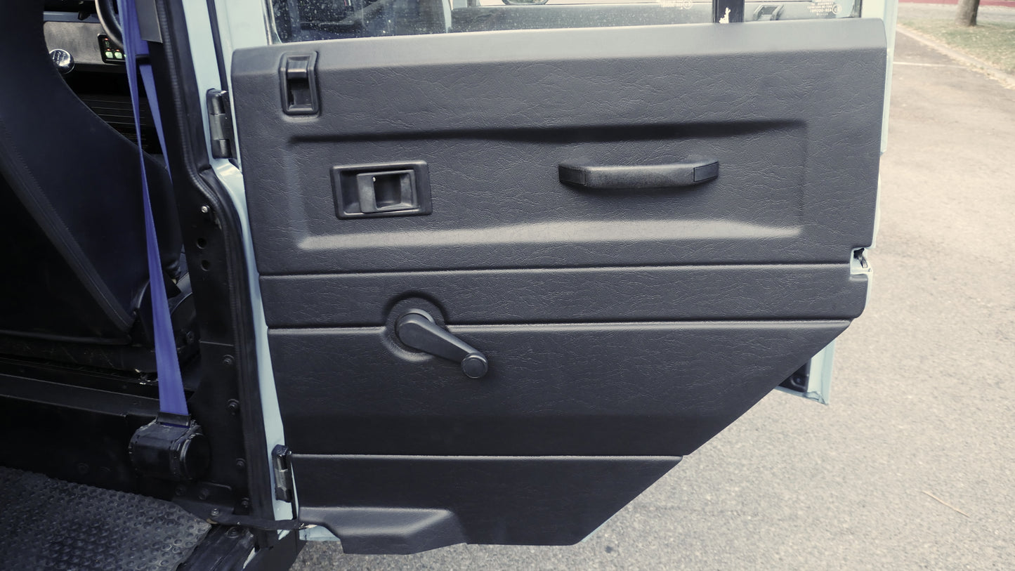 1999 Land Rover Defender 130 TD5