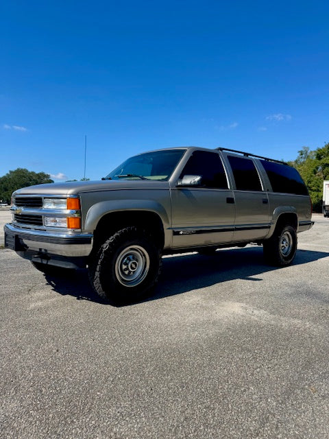 1999 Chevrolet Suburban K2500 LT